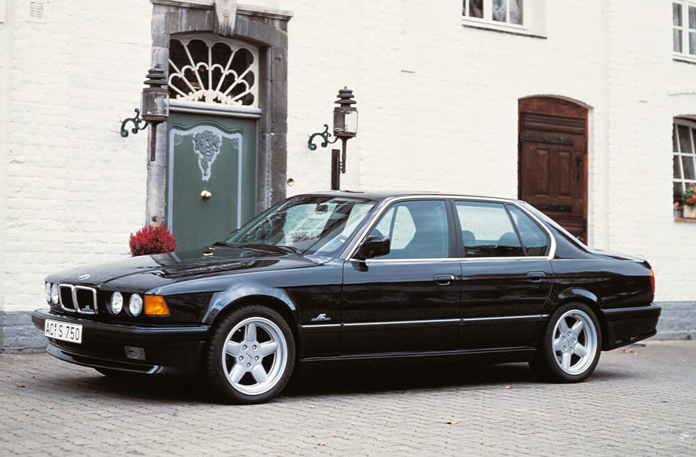 1987_Weltpremiere_IAA_1-ACS_Fzg-_ACS7-auf-Basis-BMW-E32